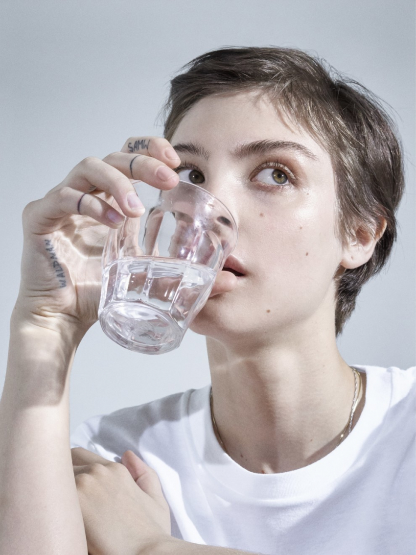 Интервальное голодание: личный опыт редактора Vogue - «Новости красоты»