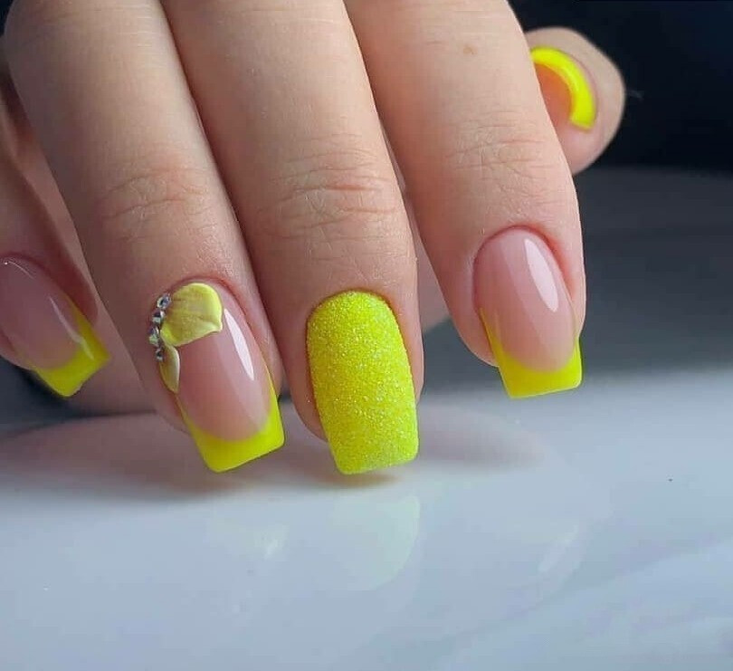 Френч – лето 2022: новинки маникюра, фото, тренды дизайна ногтей - «Модные тенденции»