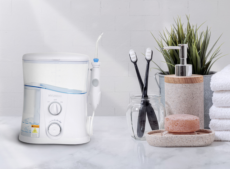 Красота — дело техники: 3 бьюти-девайса, которые есть у каждой модели - «Секреты красоты»